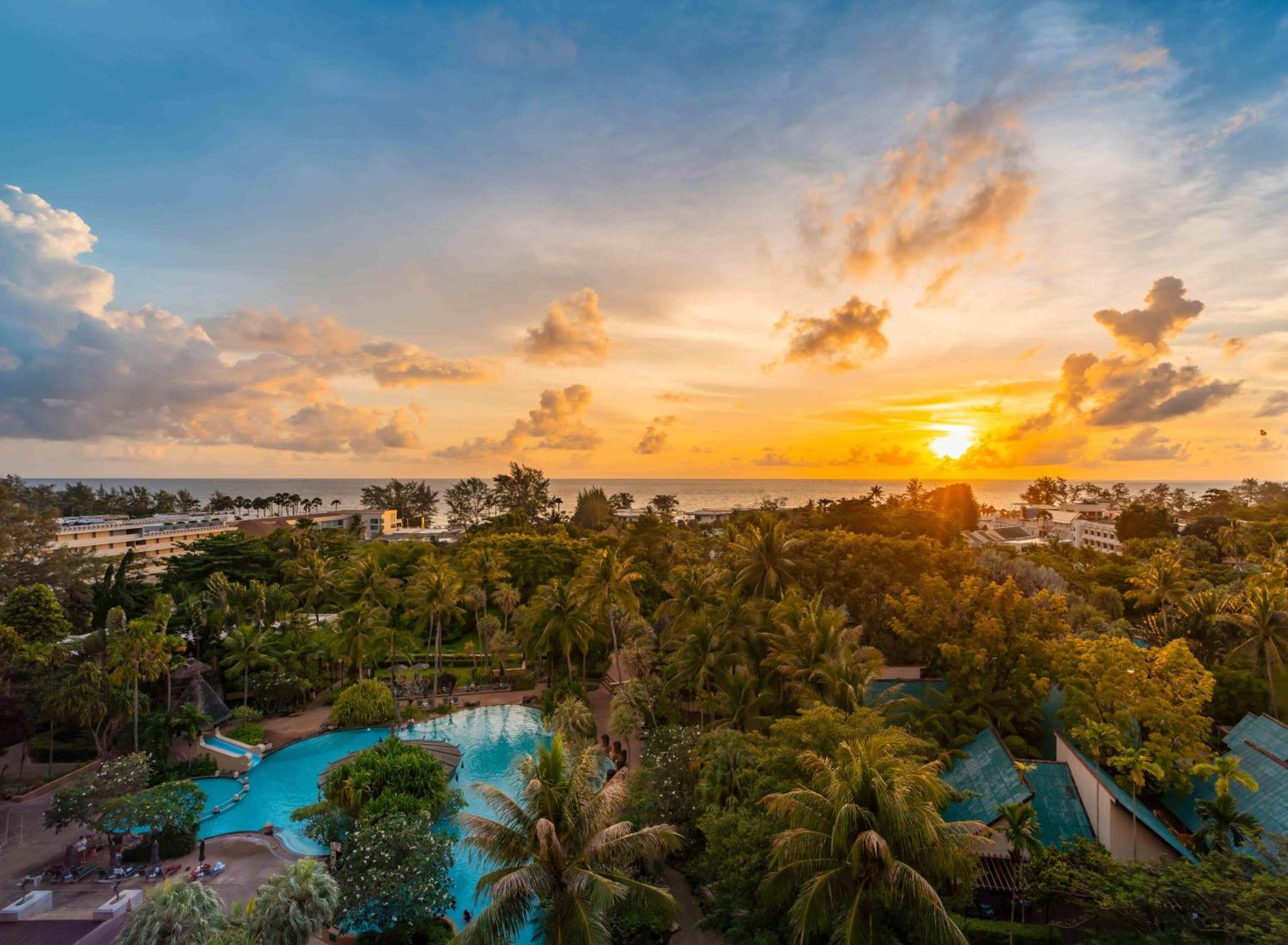 Paradox One-Bedroom Suite Seaview